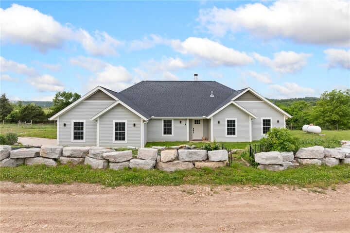 Property Photo:  307 Whitetail Drive  AR 72601 
