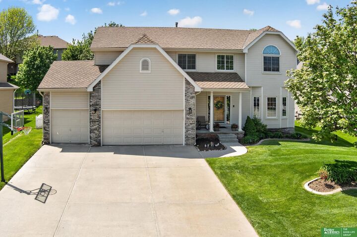 Property Photo:  6218 S 171st Street  NE 68135 