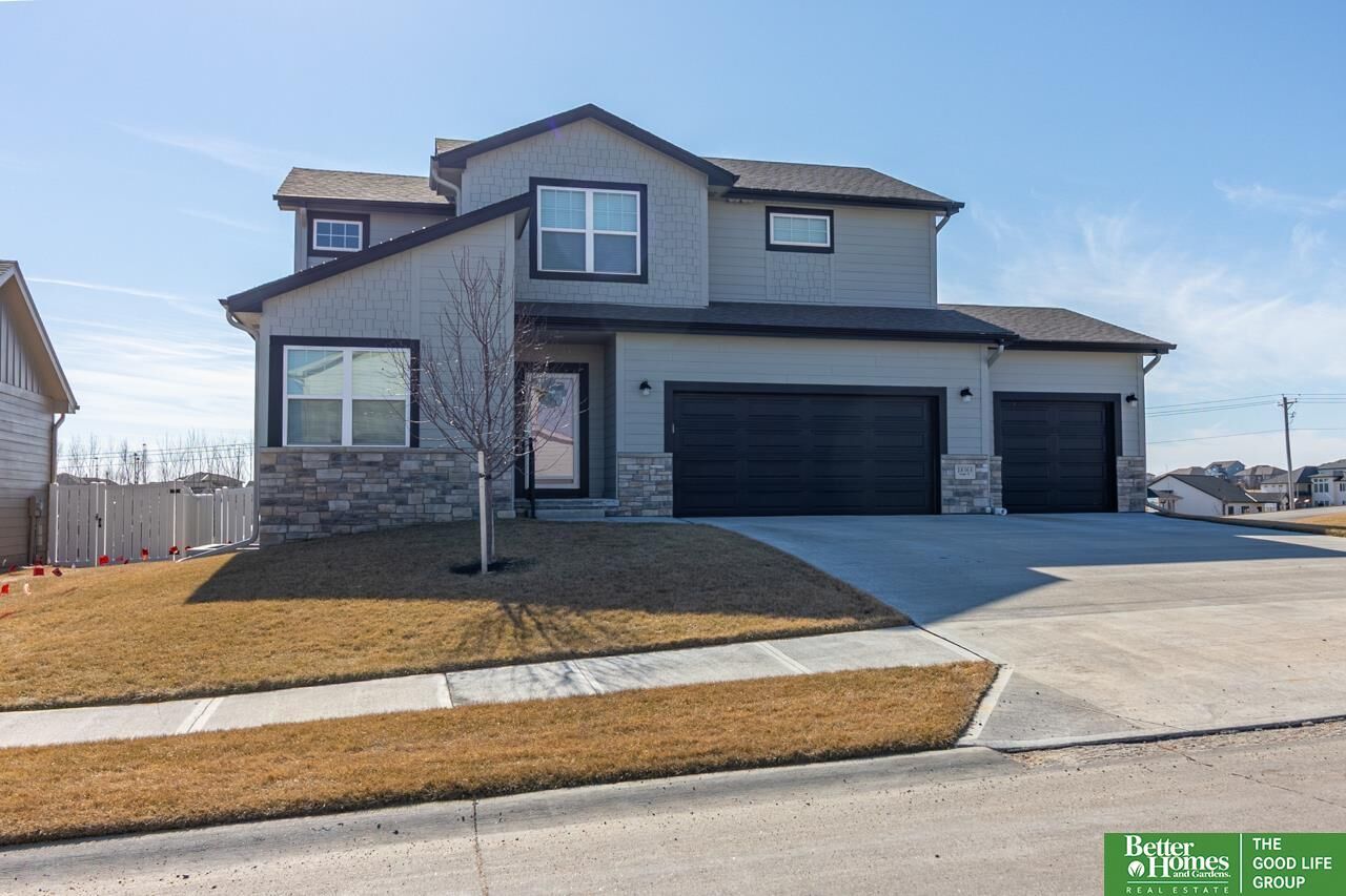 Property Photo:  18363 Sage Street  NE 68136 