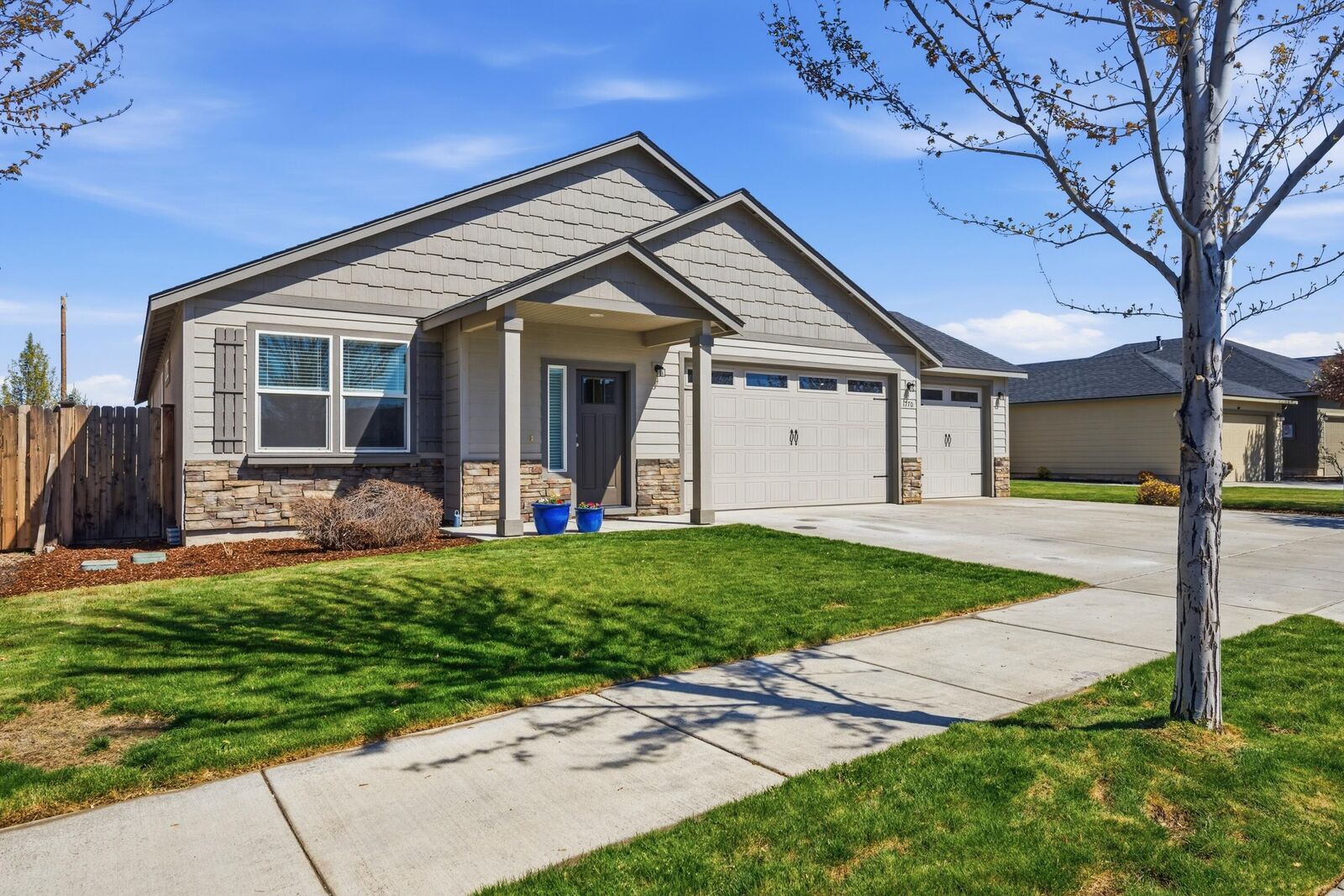 Property Photo:  1770 SW 36th Way  OR 97756 