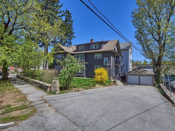Property Photo: 1066 Pleasant Street MA 01602