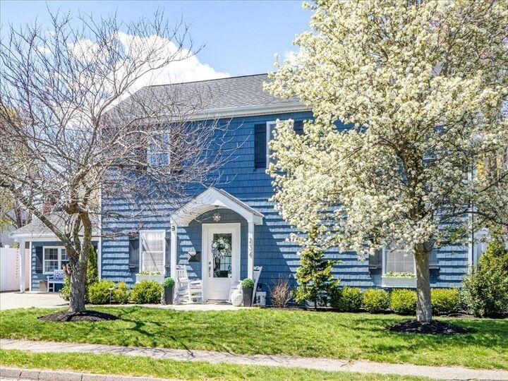 Property Photo: 234 Walnut St MA 02184