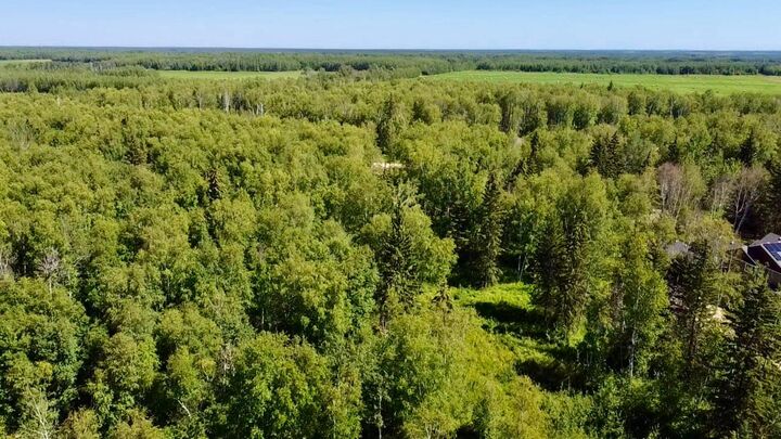 Property Photo: 42 &Amp 44 654036 Range Road 222 AB T9S 2A5