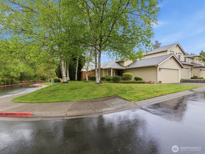 Property Photo: 1430 W Casino Road 241 WA 98204