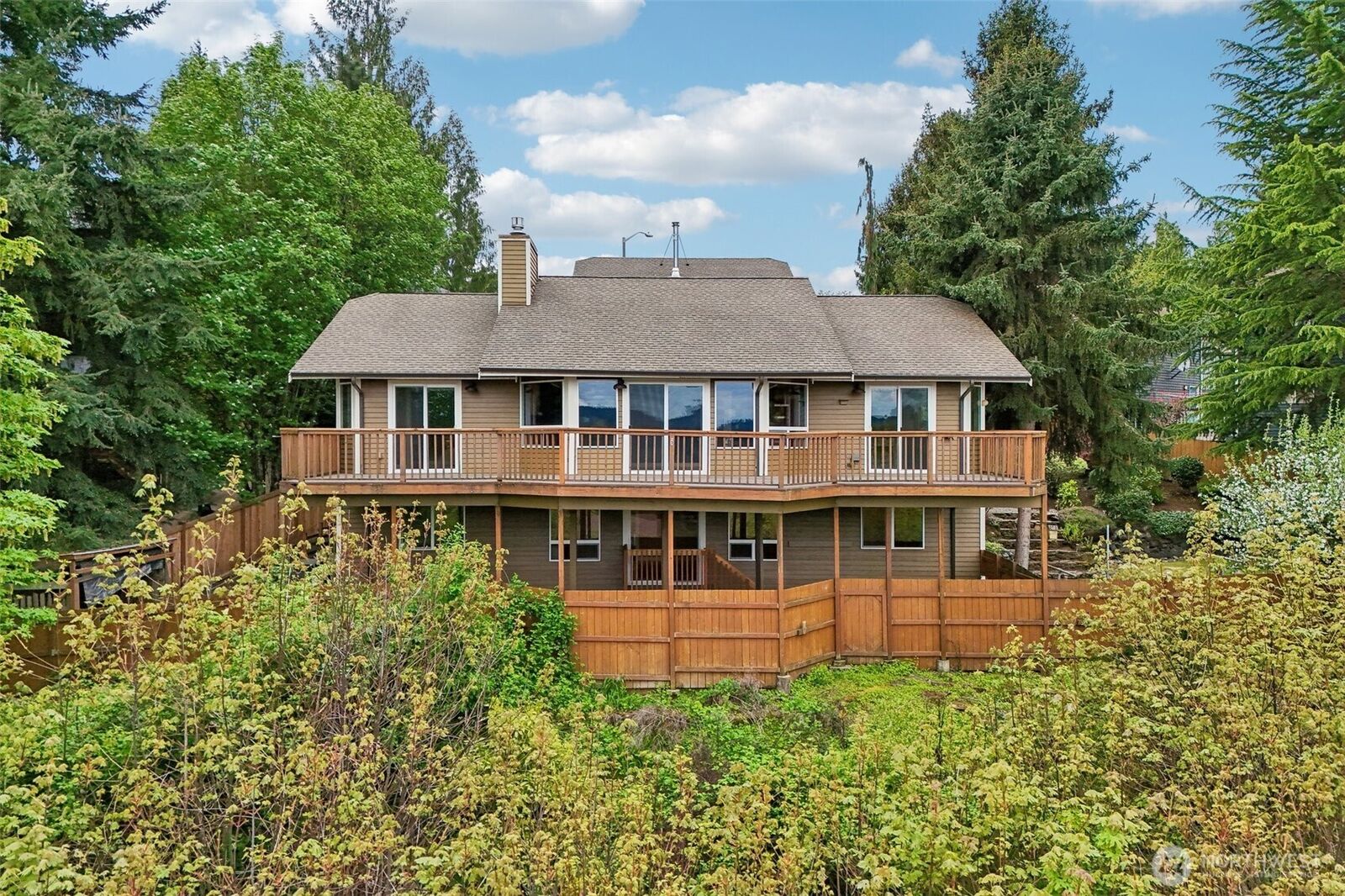 Property Photo:  709  22nd Street SW  WA 98371 
