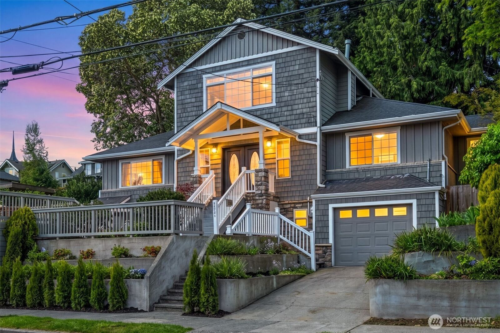 Property Photo:  7021  20th Avenue NE  WA 98115 