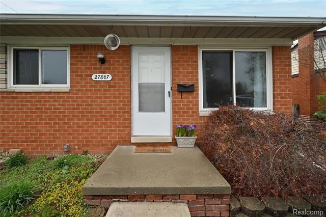 Property Photo:  27807 Delton Street  MI 48071 