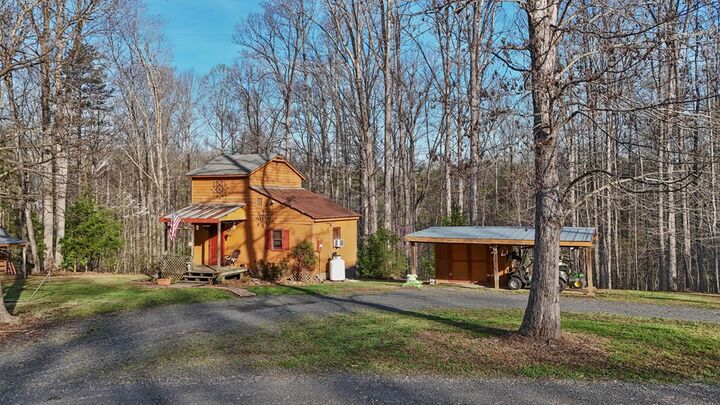 Property Photo:  215 ,213 Mt Airy  VA 23040 