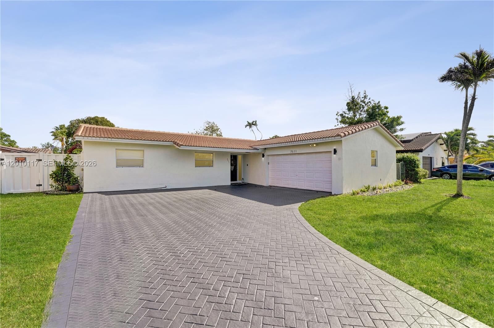 Property Photo:  7511 NW 41st St  FL 33065 