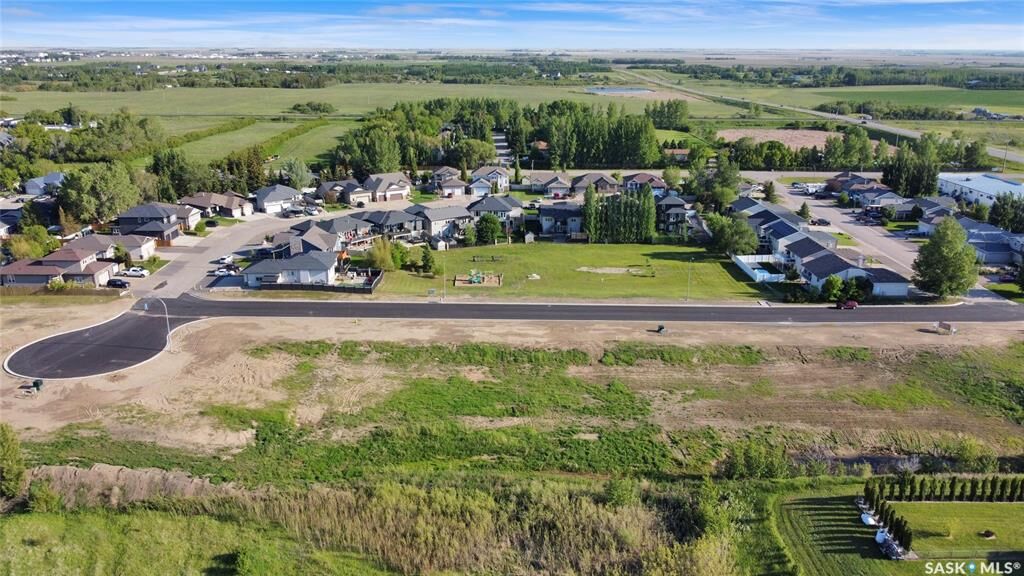 Property Photo:  1350 Aaron Drive  SK S0G 3Z0 