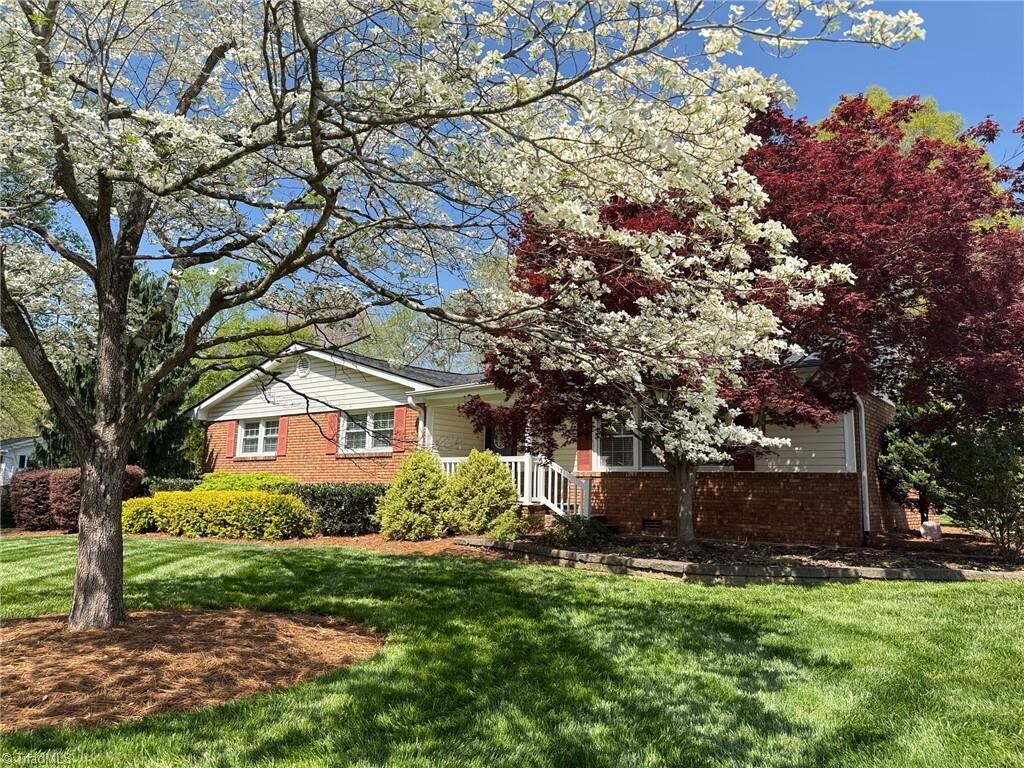Property Photo:  131 Taft Street  NC 27288 