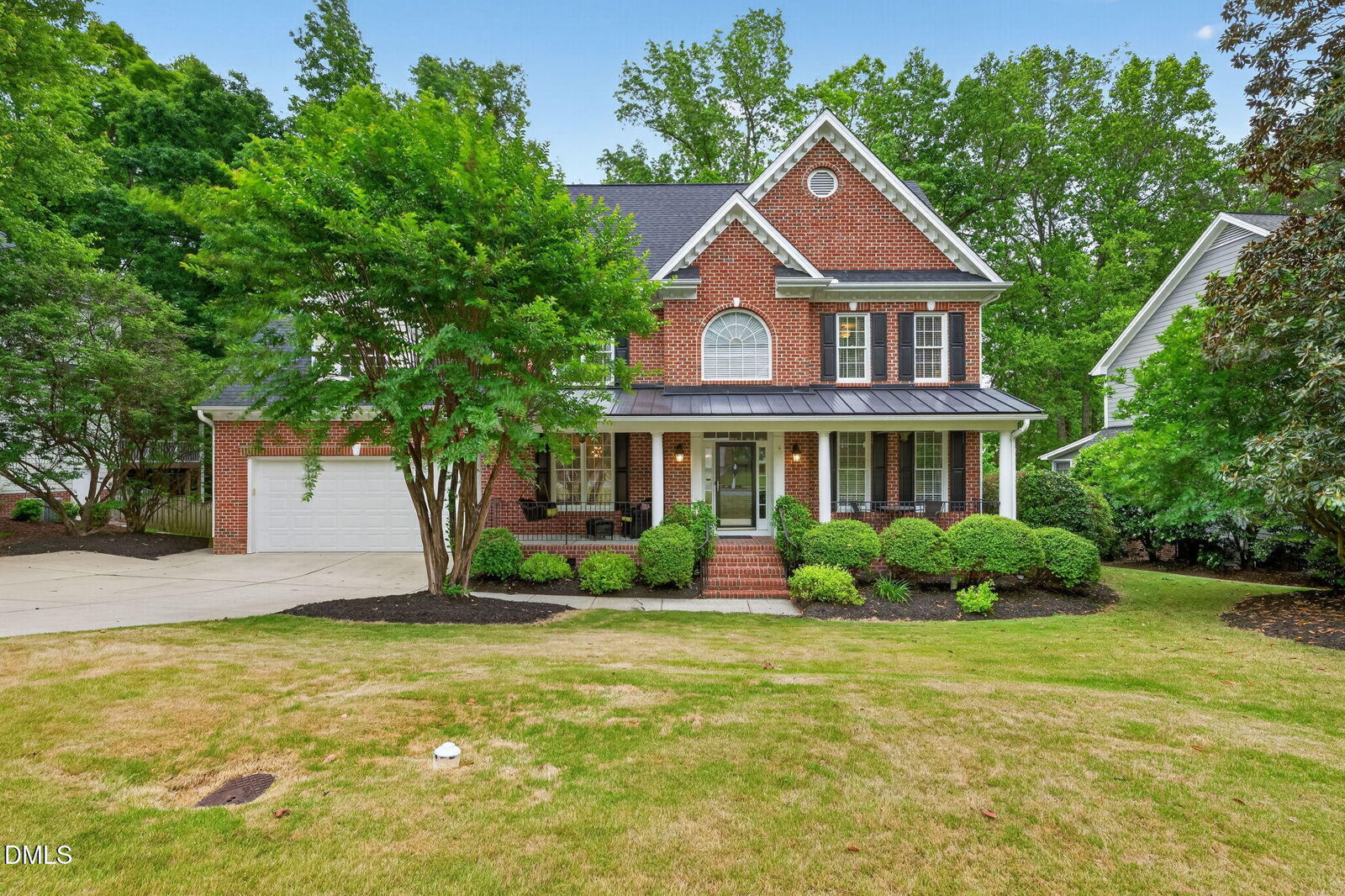 Property Photo:  205 Chilcott Lane  NC 27502 