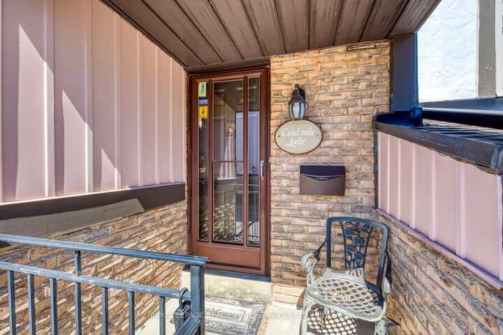 Property Photo: 4 English Ivyway N/A ON M2H 3M4