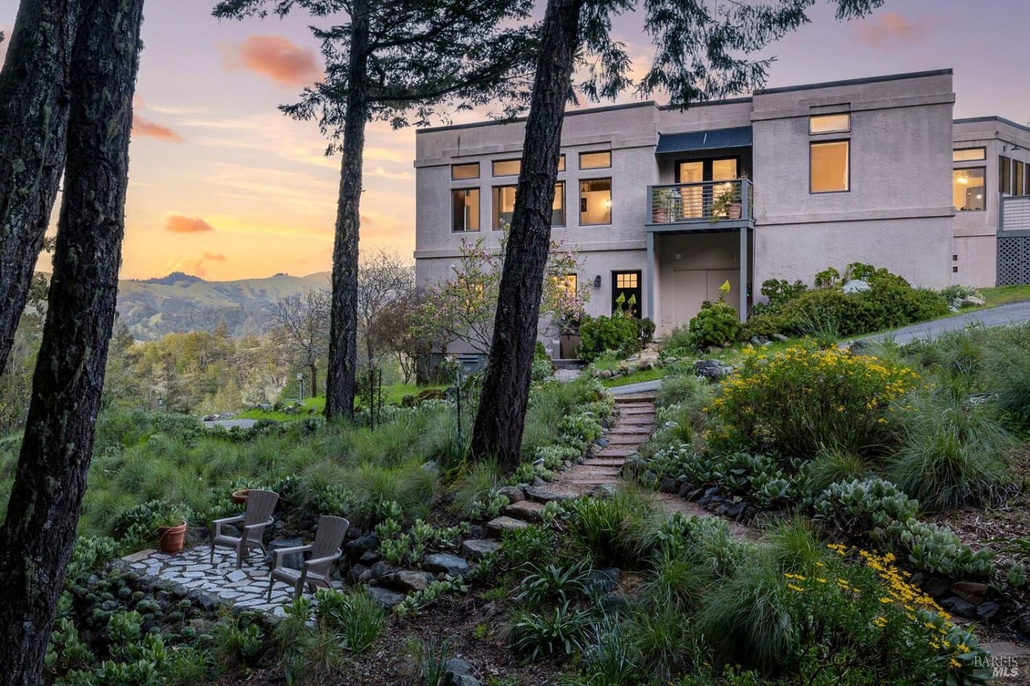 Property Photo:  125 E Sylvestris Drive  CA 94963 