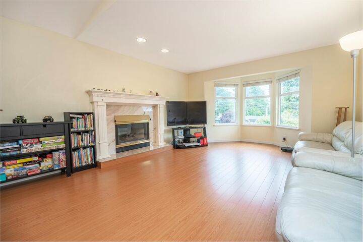 Property Photo: 7932 Rosewood Street BC V5E 2H3