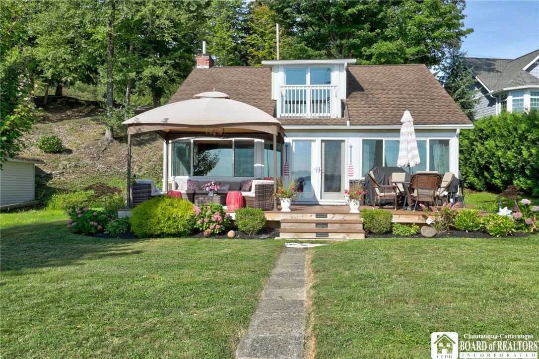 Property Photo:  2972 Chautauqua Avenue  NY 14710 