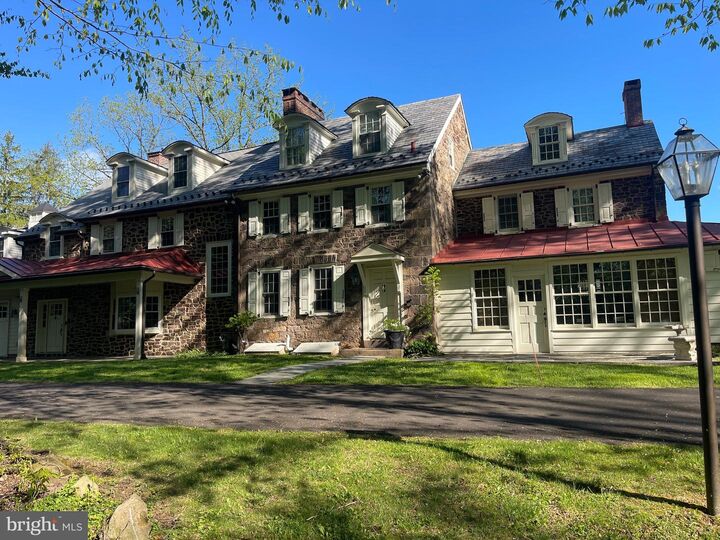 Property Photo:  1682 Clydesdale Circle  PA 19067 