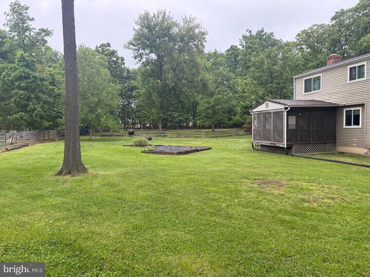 Property Photo:  104 Deerwood Court  VA 20164 
