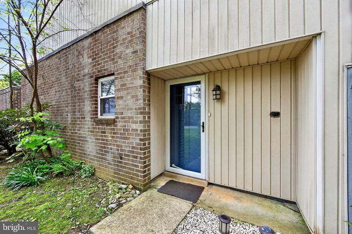 Property Photo:  111 Argyll Court 12  PA 19335 