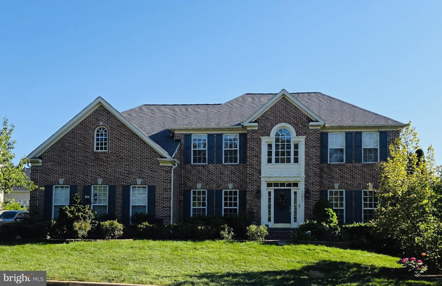 Property Photo:  13617 Chapeltown Mews  VA 20136 