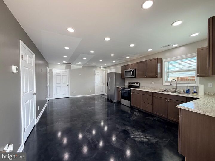 Property Photo: 316 Monticello Avenue A VA 22701