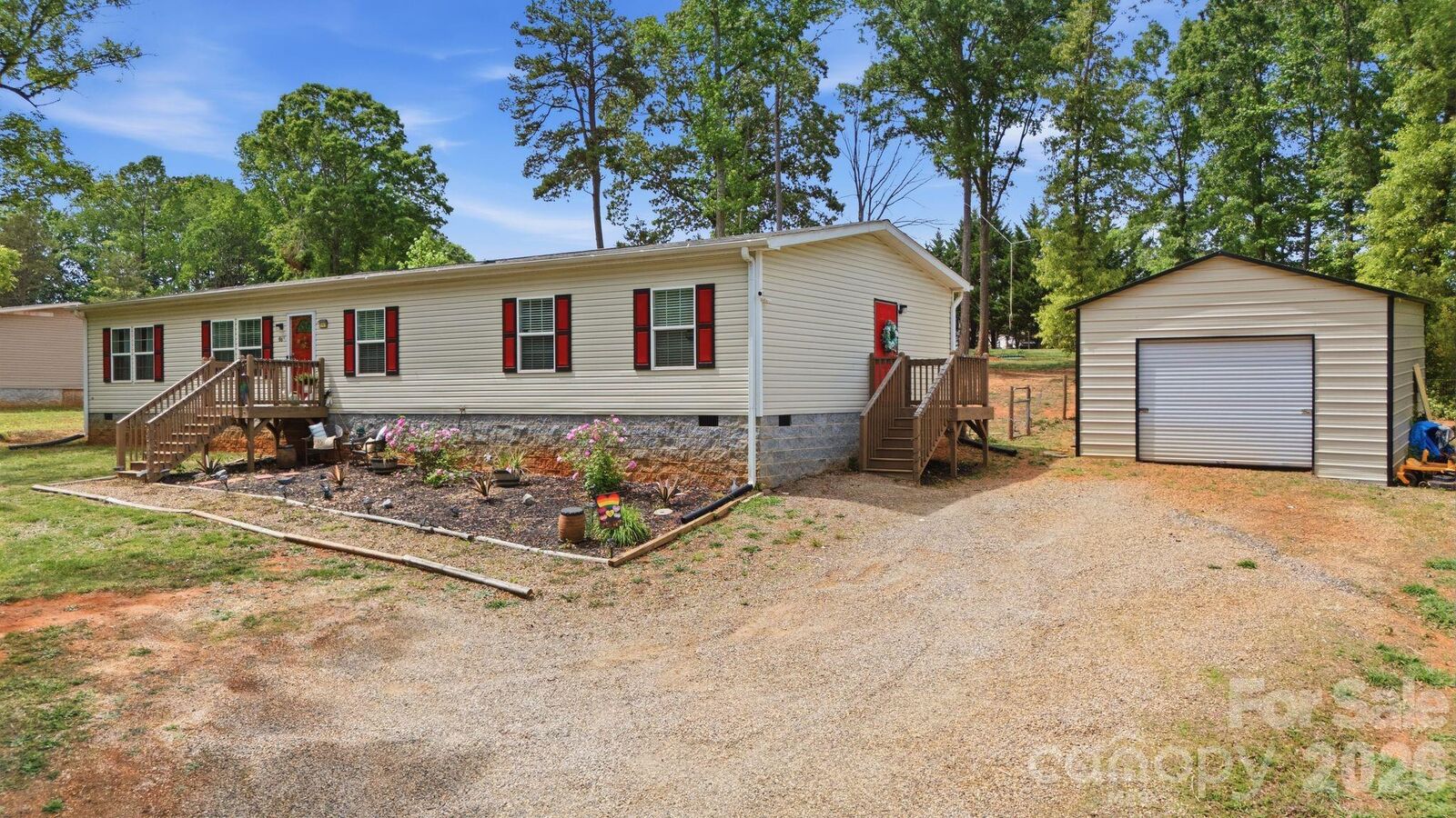 Property Photo:  980 Lakeland Avenue  NC 28092 