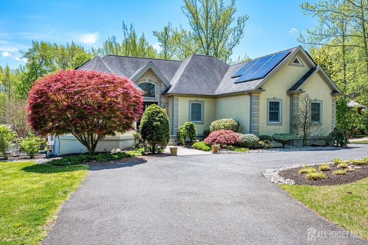 Property Photo:  233 Matchaponix Avenue  NJ 08831 