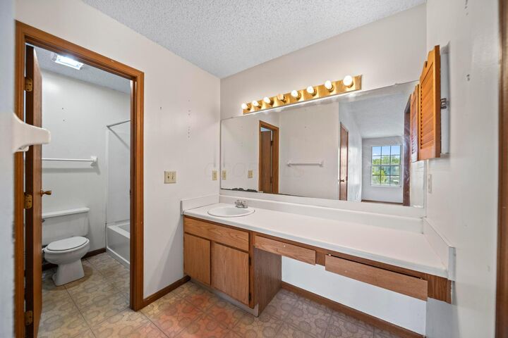 Property Photo:  2983 Castlebrook Avenue  OH 43026 