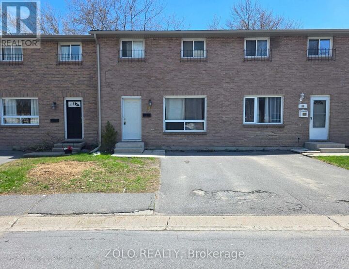 Property Photo:  90 Rosemund Crescent 35  ON K7M 6Z4 