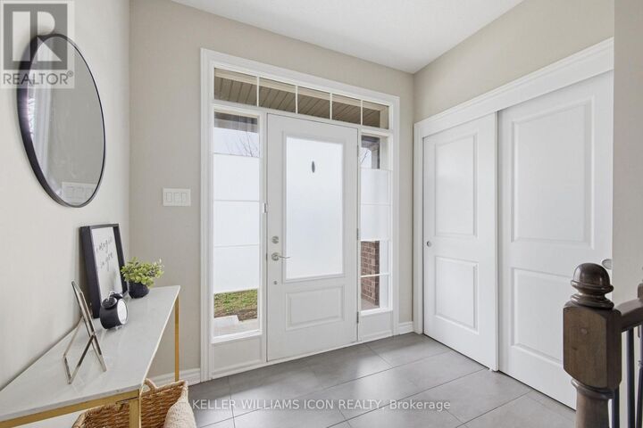 Property Photo:  3379 Woodroffe Avenue  ON K2G 6Z5 
