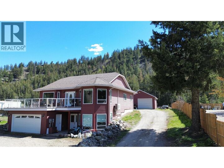 Property Photo:  529 Dagur Way  BC V0X 1W0 