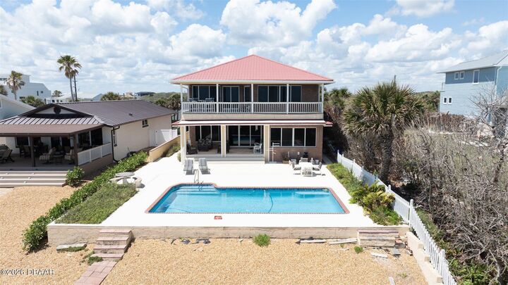 Property Photo: 1413 N Atlantic Avenue FL 32169