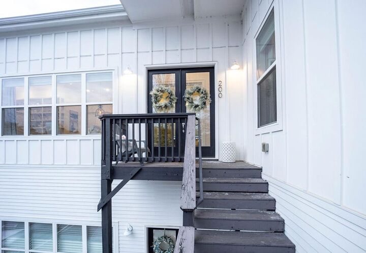 Property Photo: 170 Fowler Street 200 GA 30188