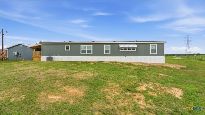 Property Photo:  1576 Settlers Way 2  TX 78155 