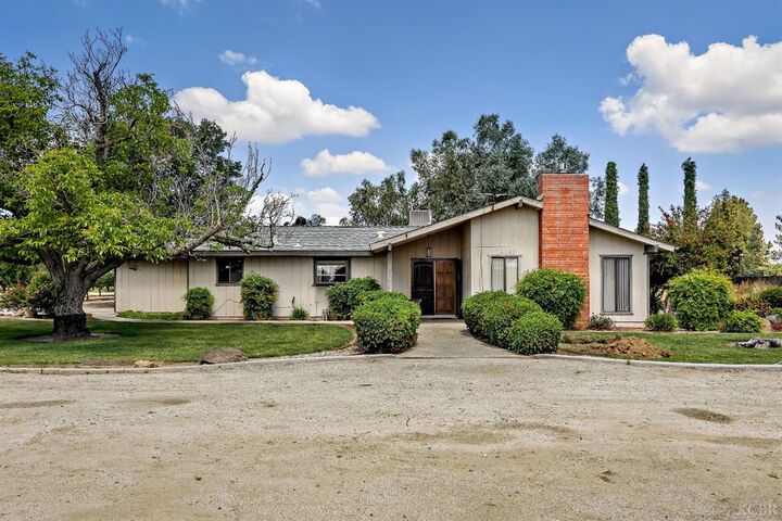 Property Photo: 12066 Excelsior Avenue CA 93230