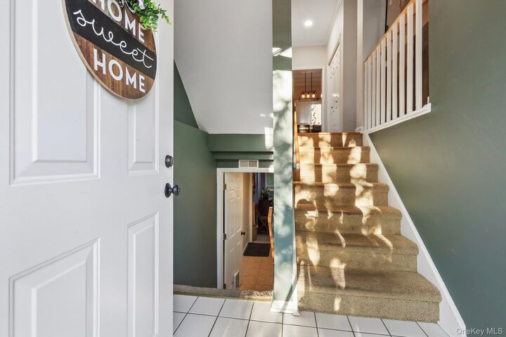 Property Photo:  102 Leif Boulevard  NY 10920 