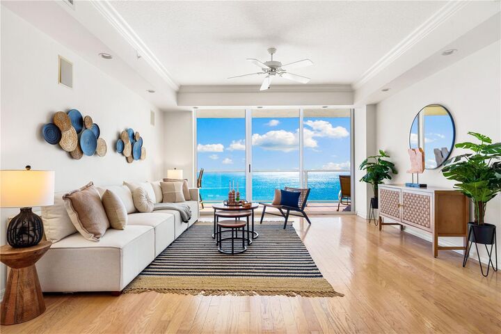 Property Photo:  1800 Benjamin Franklin Drive A905  FL 34236 