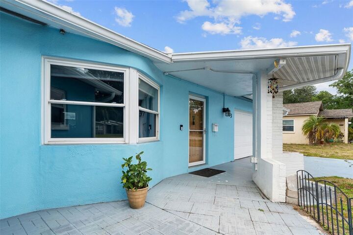 Property Photo:  4333 71st Avenue N  FL 33781 