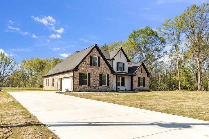 Property Photo: 347 Centerline Roper Loop MS 38611
