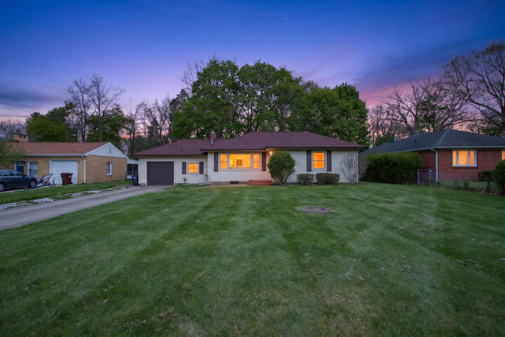 Property Photo:  1249 Levant Street  MI 49203 