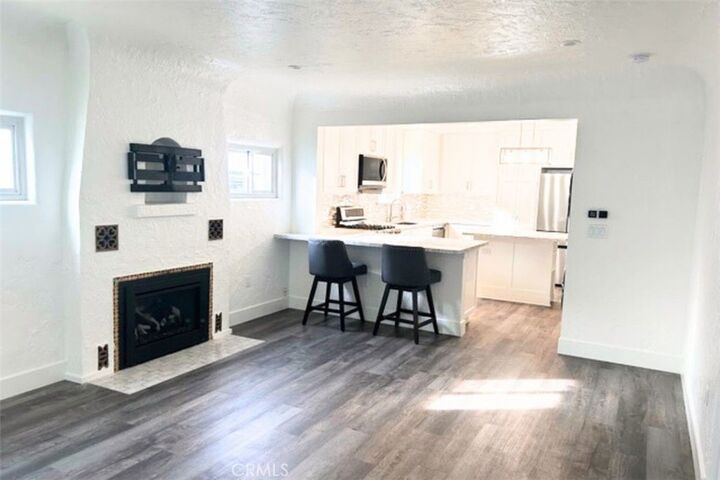 Property Photo:  667 671 Howard Street  CA 93401 