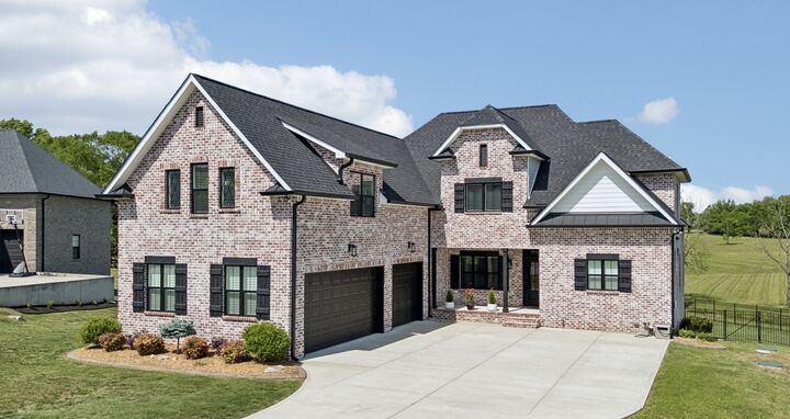 Property Photo:  1210 Ballentrace Blvd  TN 37087 