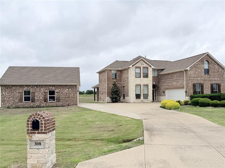 Property Photo:  308 Red Buoy Cove  TX 75407 