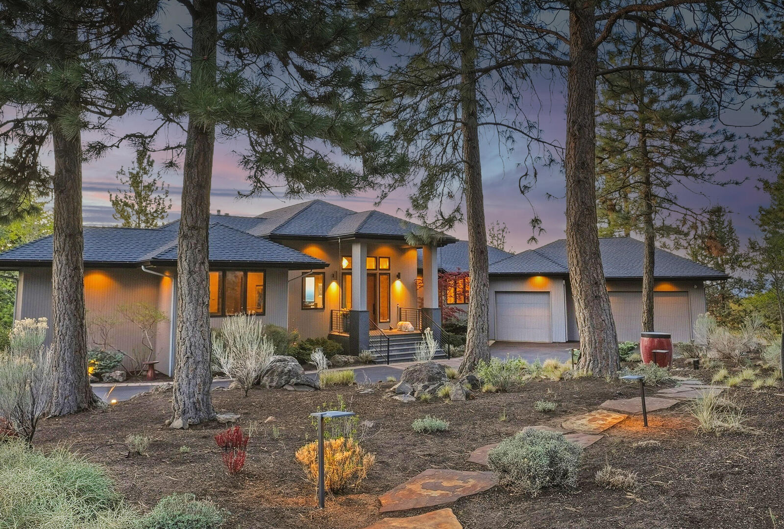 Property Photo:  3072 NW Duffy Drive  OR 97703 