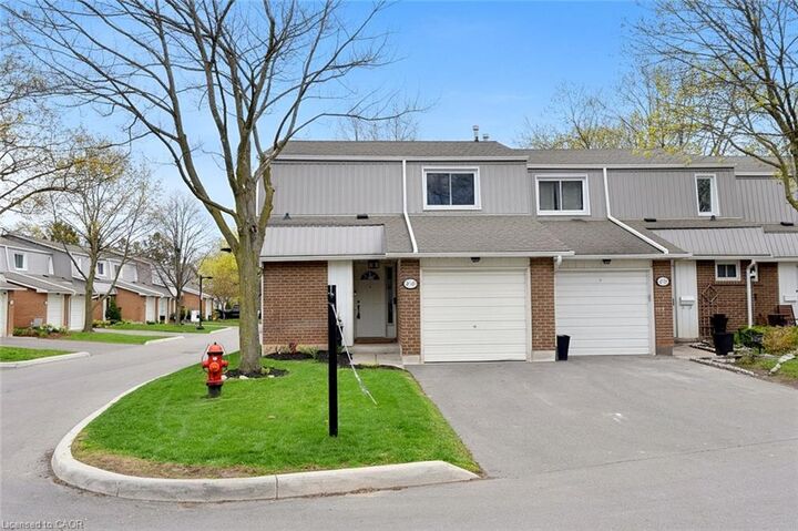 Property Photo: 477 Woodview Road 1 ON L7N 2Z9