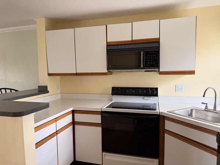Property Photo:  234 White Cliff Dr. Golfview  MA 02360 