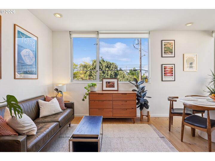 Property Photo: 5232 N Williams Ave OR 97217