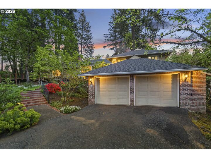 Property Photo:  361 Berwick Rd  OR 97034 