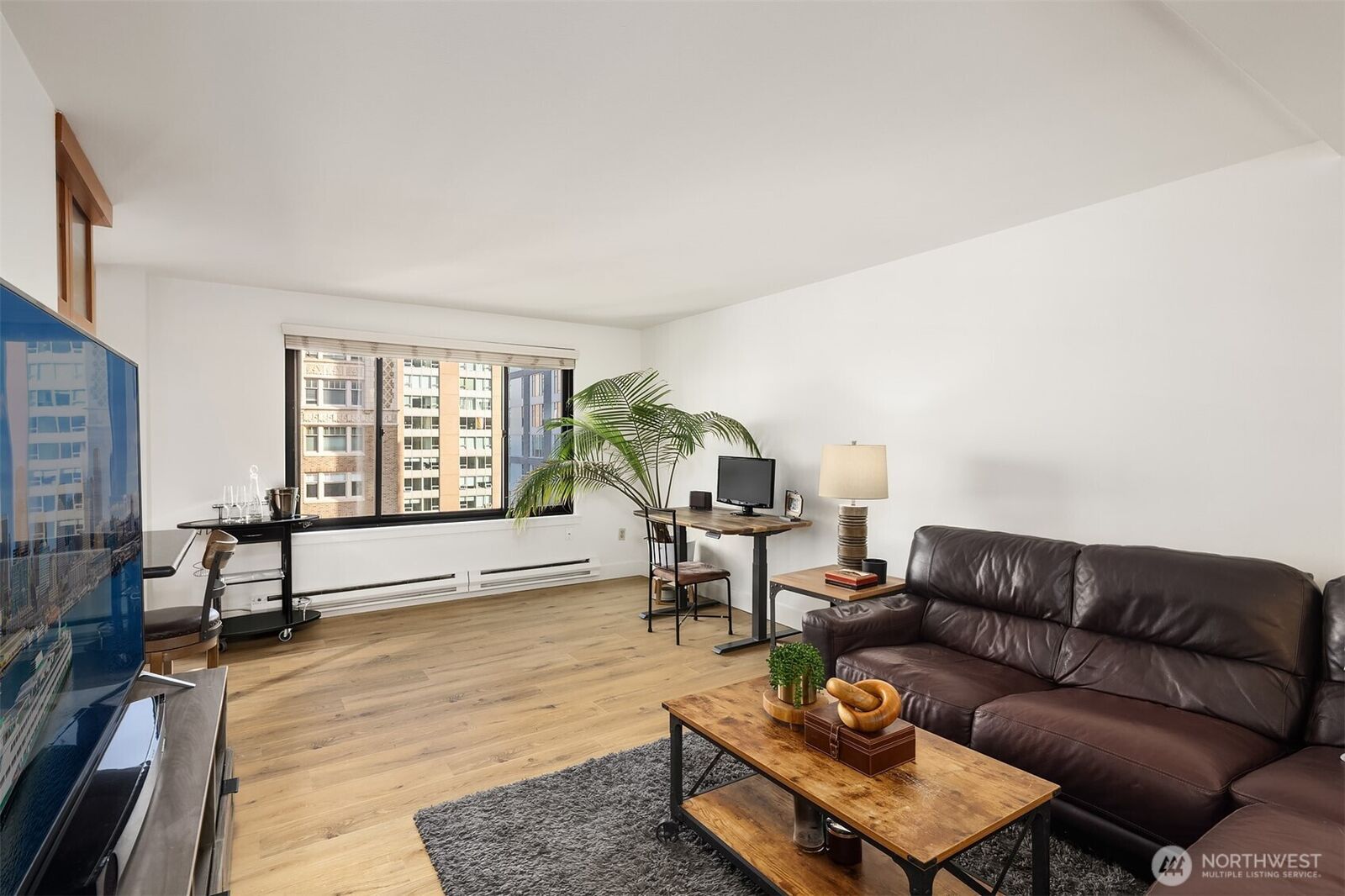 Property Photo:  1105  Spring Street 1112  WA 98104 