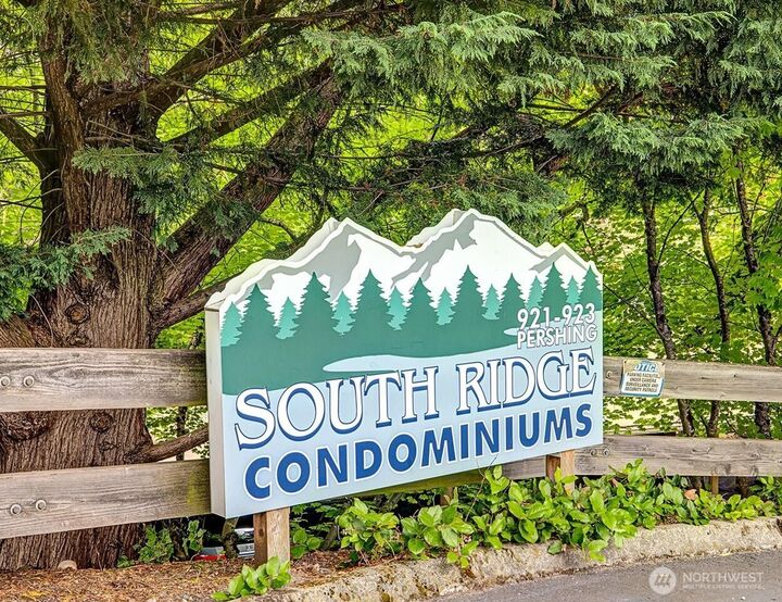 Property Photo: 921 Pershing Ave 101 WA 98312